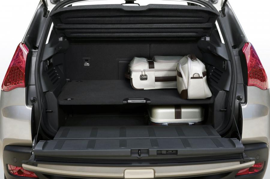  Peugeot 3008 2010 года  (фото 31 из 148)